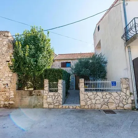 Holiday home House Romanca *